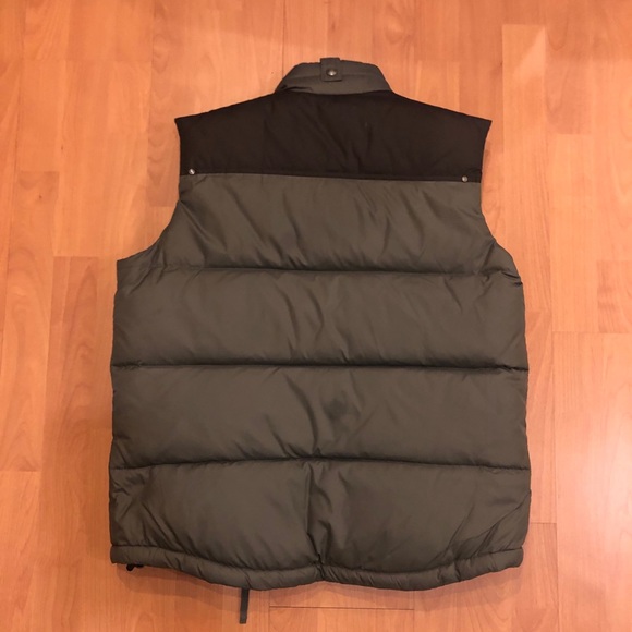 Down-insulated ESprit winter puffer vest Size S - Picture 3 of 6